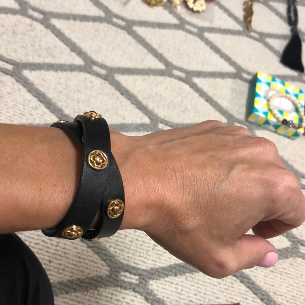 Clover double wrap leather bracelet black